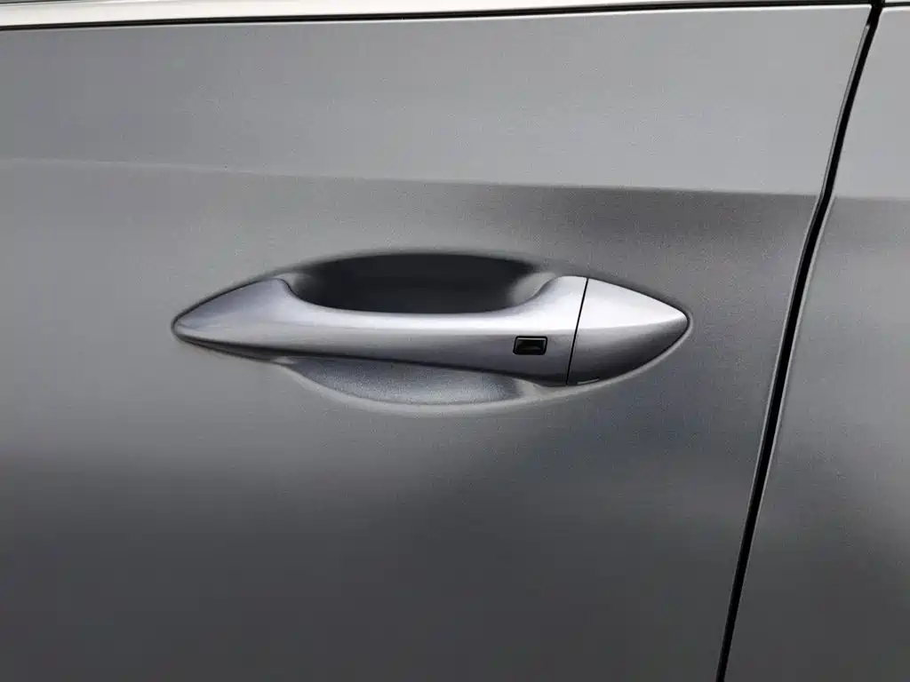 Hyundai Fista — фото 18