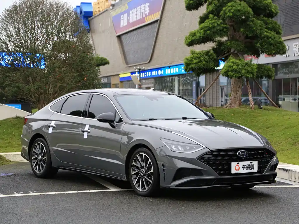 Hyundai Sonata — фото 3