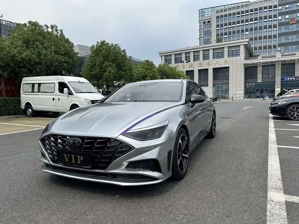 Hyundai Sonata — фото 2