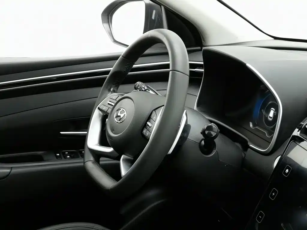 Hyundai Tucson — фото 22