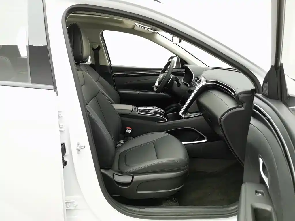 Hyundai Tucson — фото 23