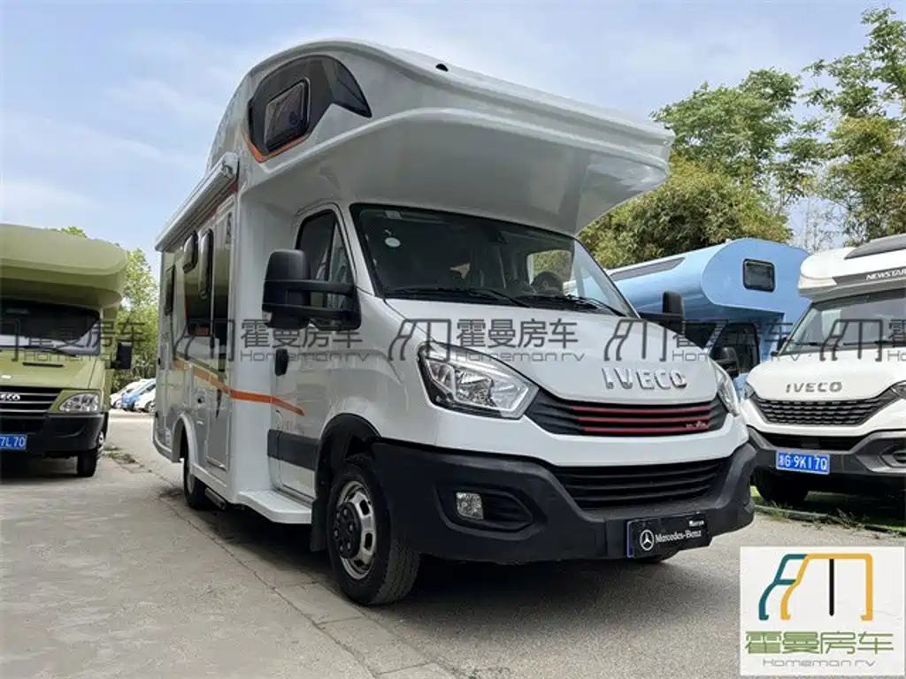 IVECO Ousheng — фото 4