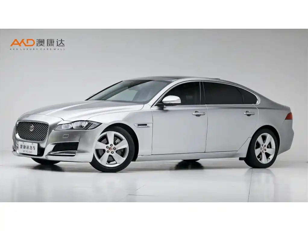 Jaguar XFL