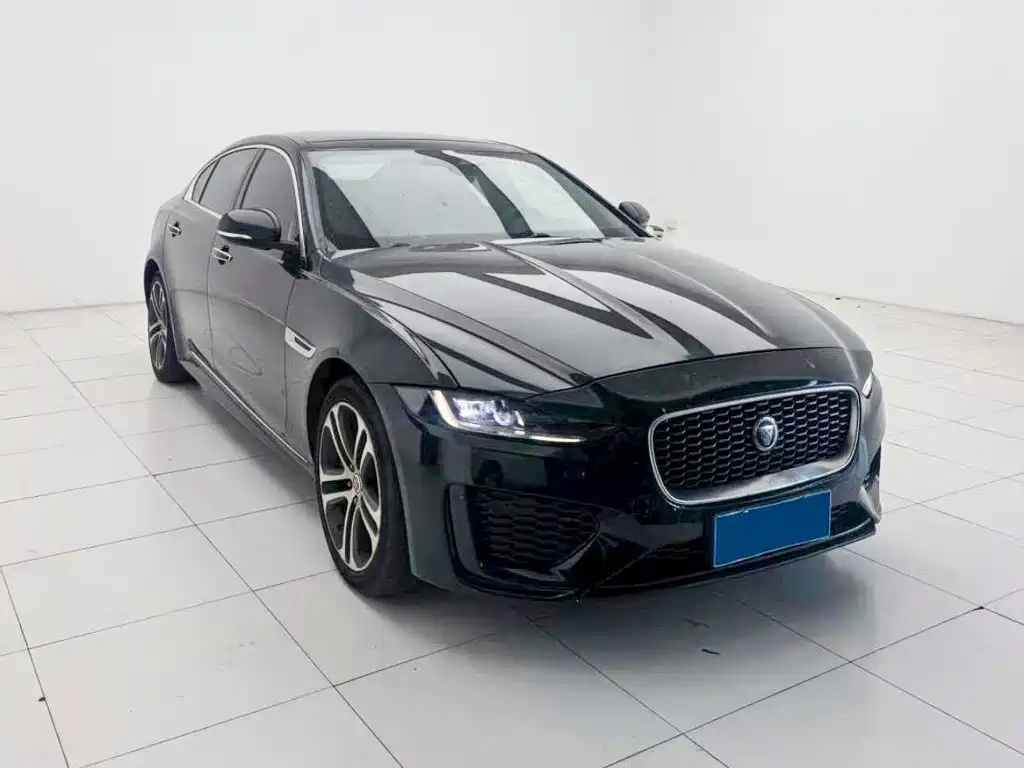 Jaguar XEL — фото 3