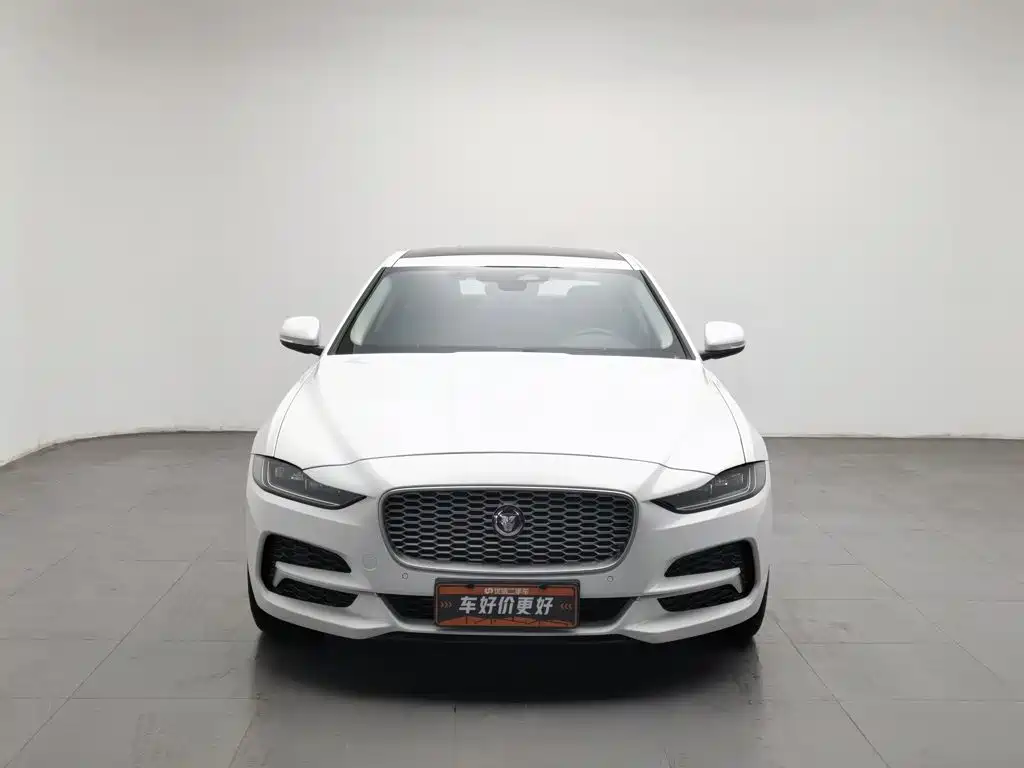 Jaguar XEL — фото 3