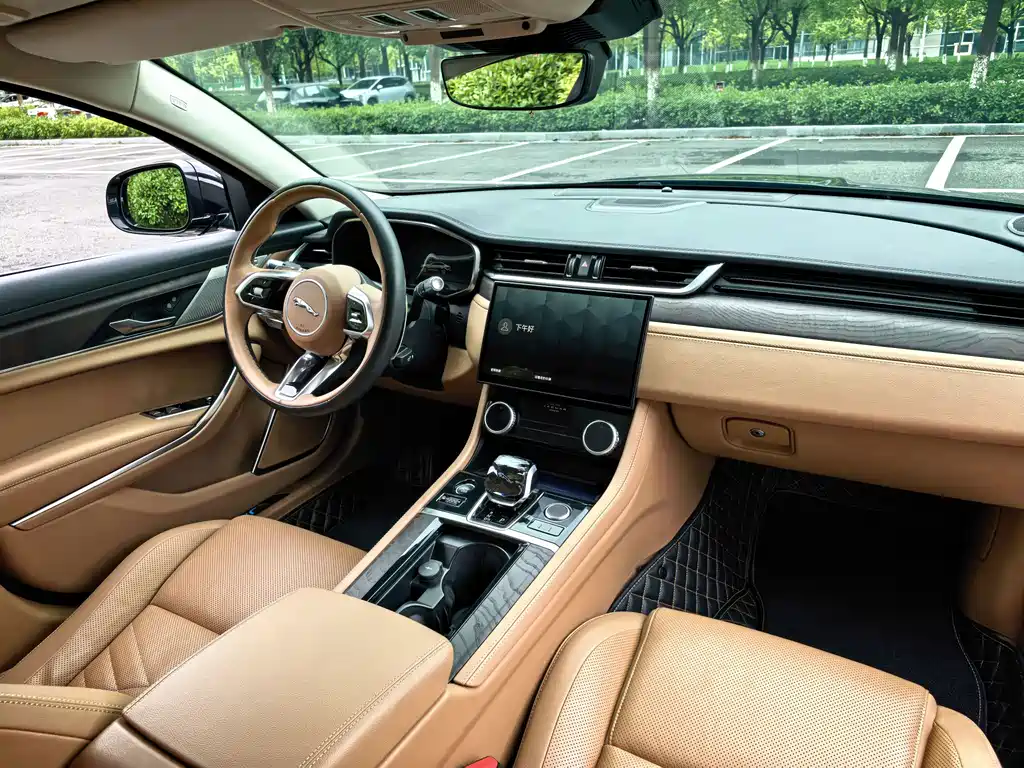 Jaguar XFL — фото 18