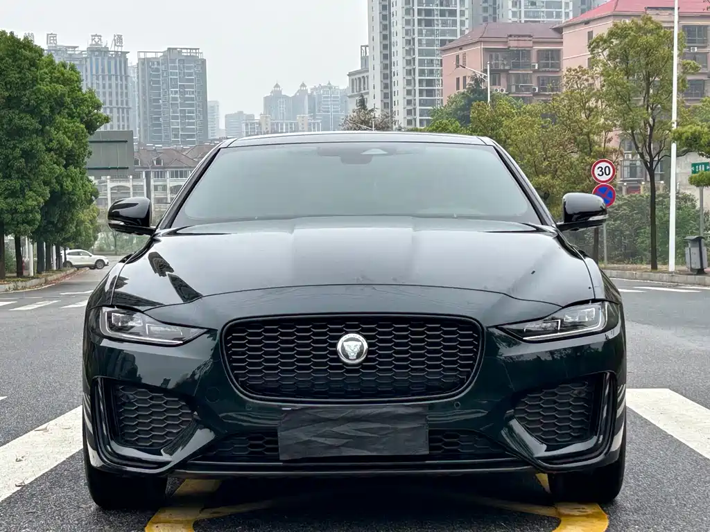 Jaguar XEL — фото 2