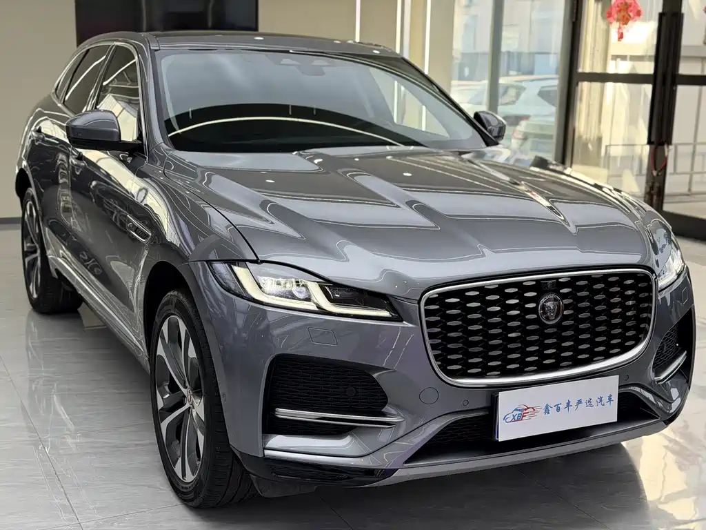 Jaguar F-PACE — фото 3