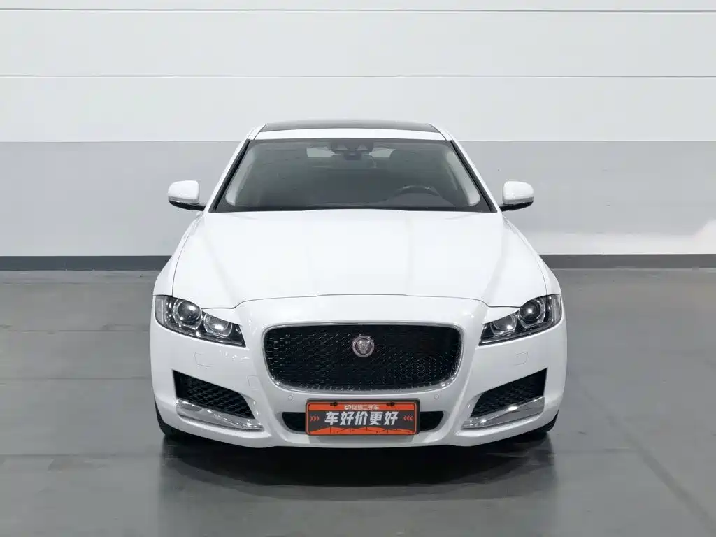 Jaguar XFL — фото 3