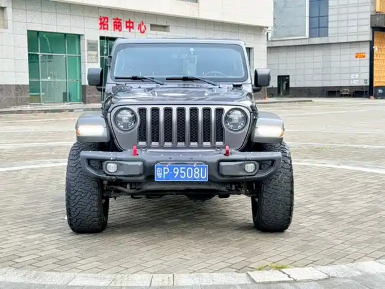 Jeep Wrangler — фото 2