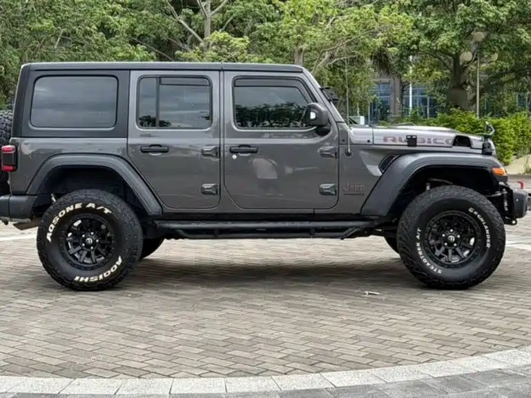 Jeep Wrangler — фото 4