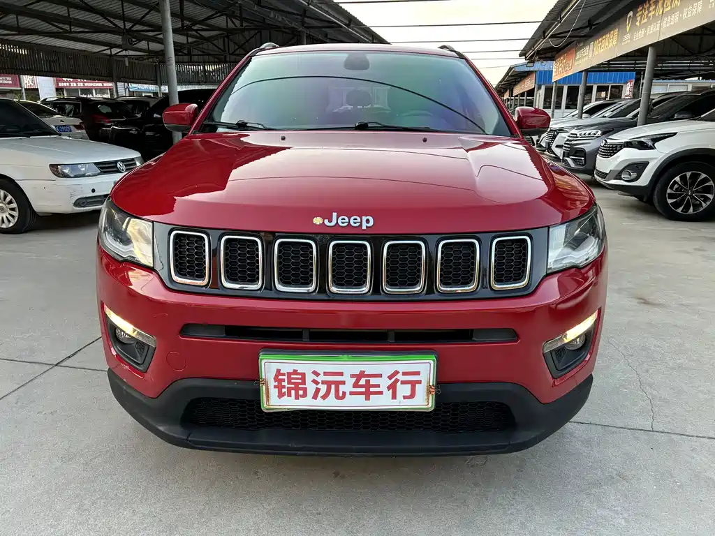 Jeep Compass — фото 2