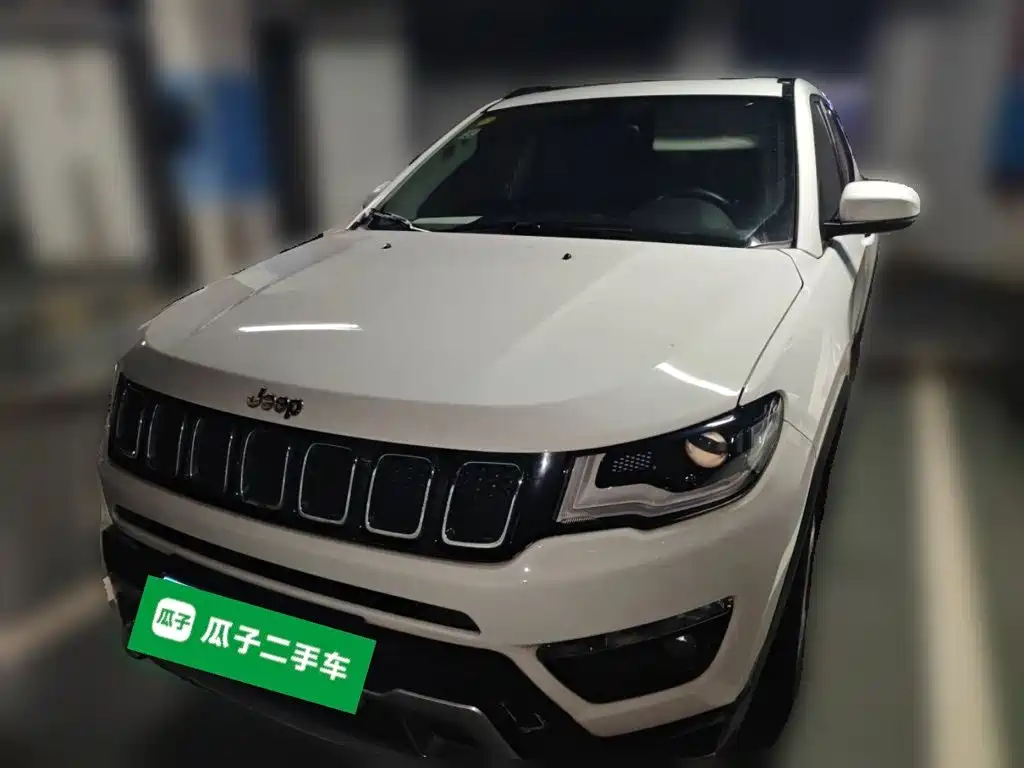 Jeep Compass — фото 2