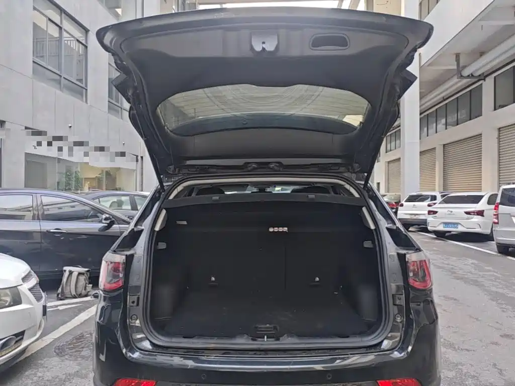 Jeep Compass — фото 19