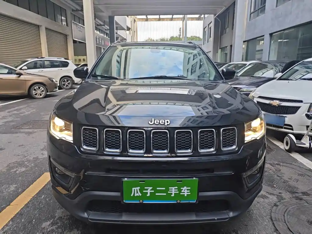 Jeep Compass — фото 3