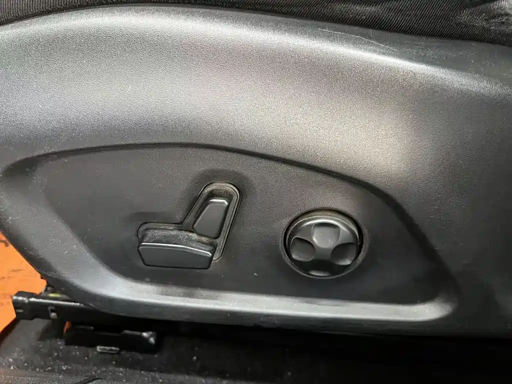 Jeep Compass — фото 14