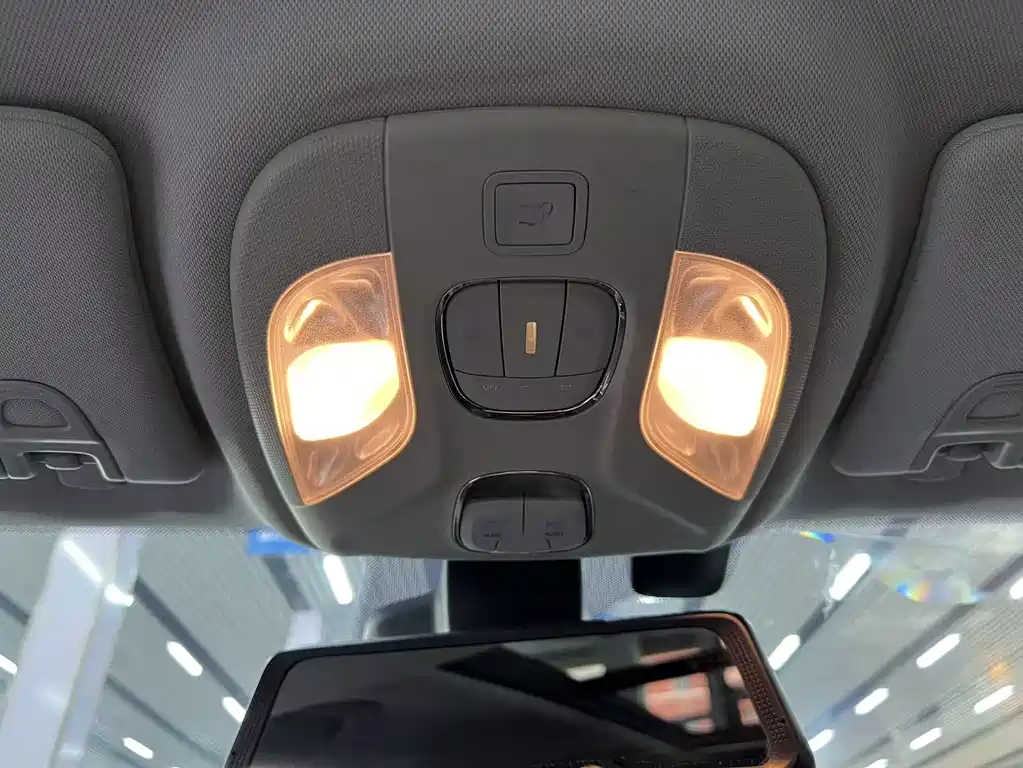 Jeep Compass — фото 19