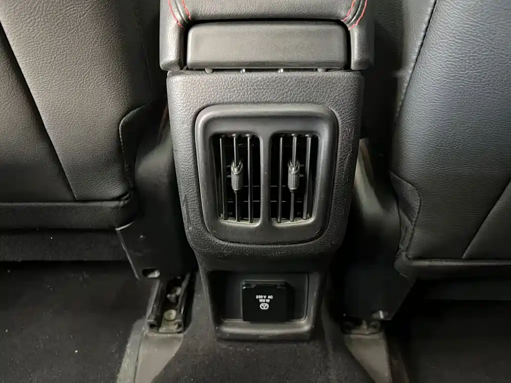 Jeep Compass — фото 26