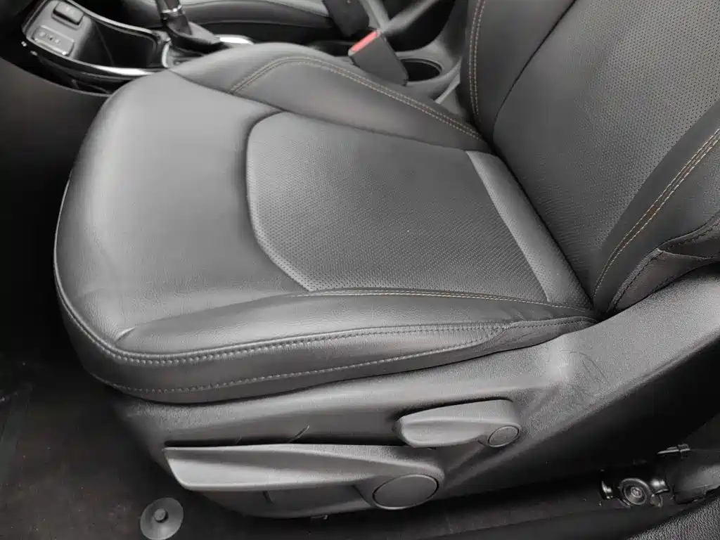 Jeep Compass — фото 20