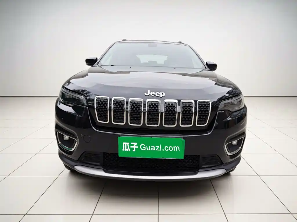 Jeep Cherokee — фото 2