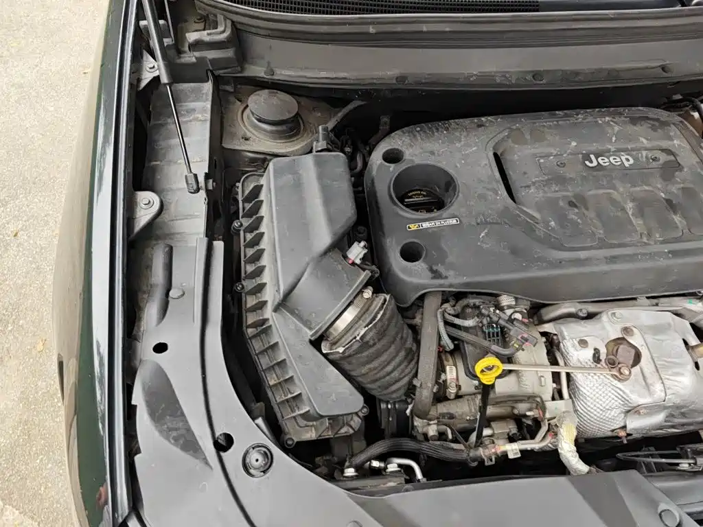 Jeep Cherokee — фото 20