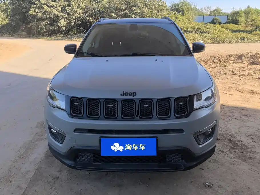 Jeep Compass — фото 2