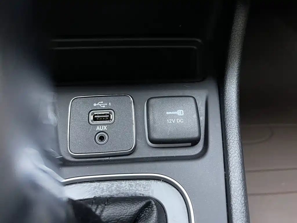Jeep Cherokee — фото 19