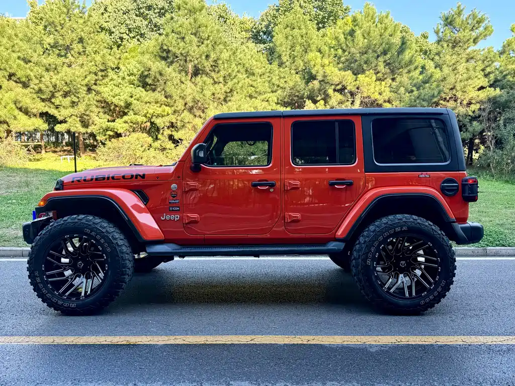 Jeep Wrangler — фото 2