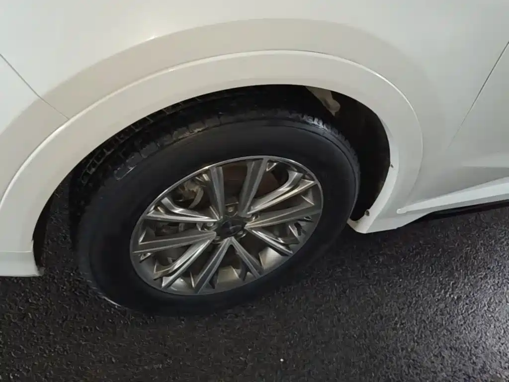Jetour X70 — фото 23