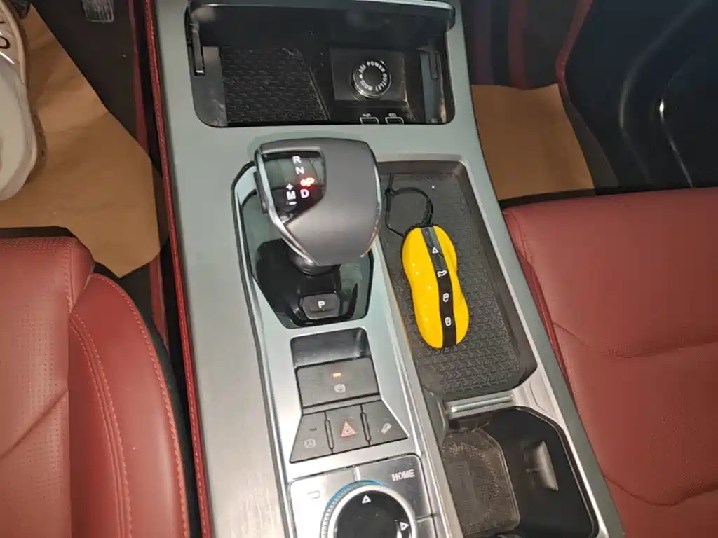 Jetour X70 PLUS — фото 14
