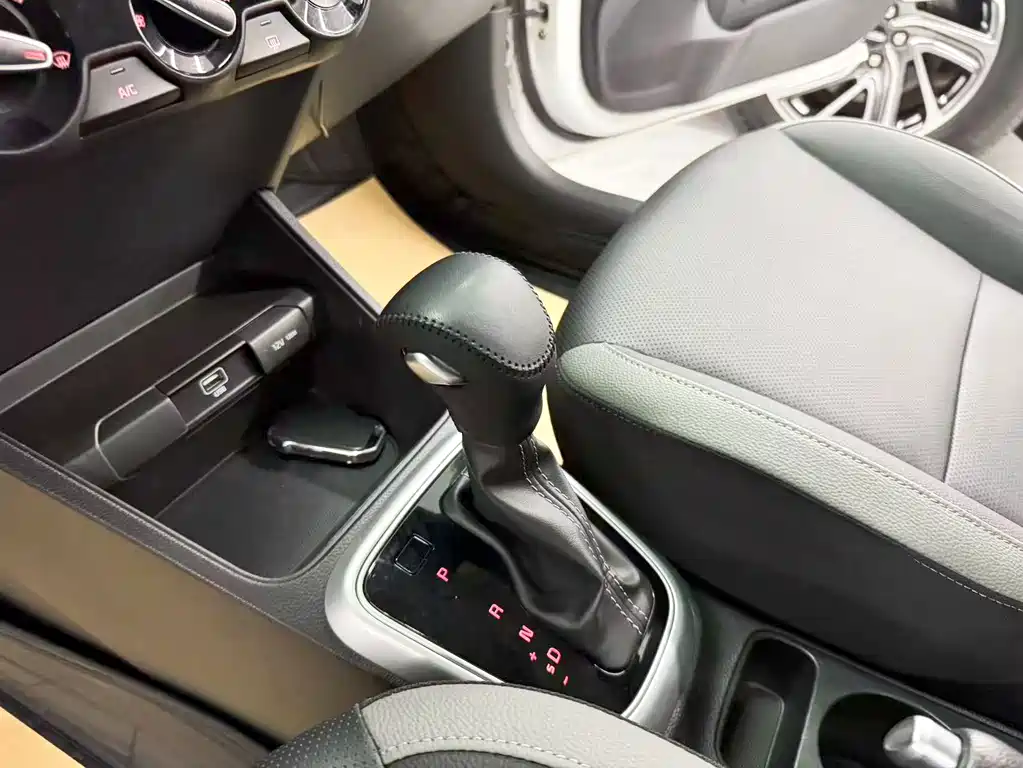 Kia KX1 — фото 11