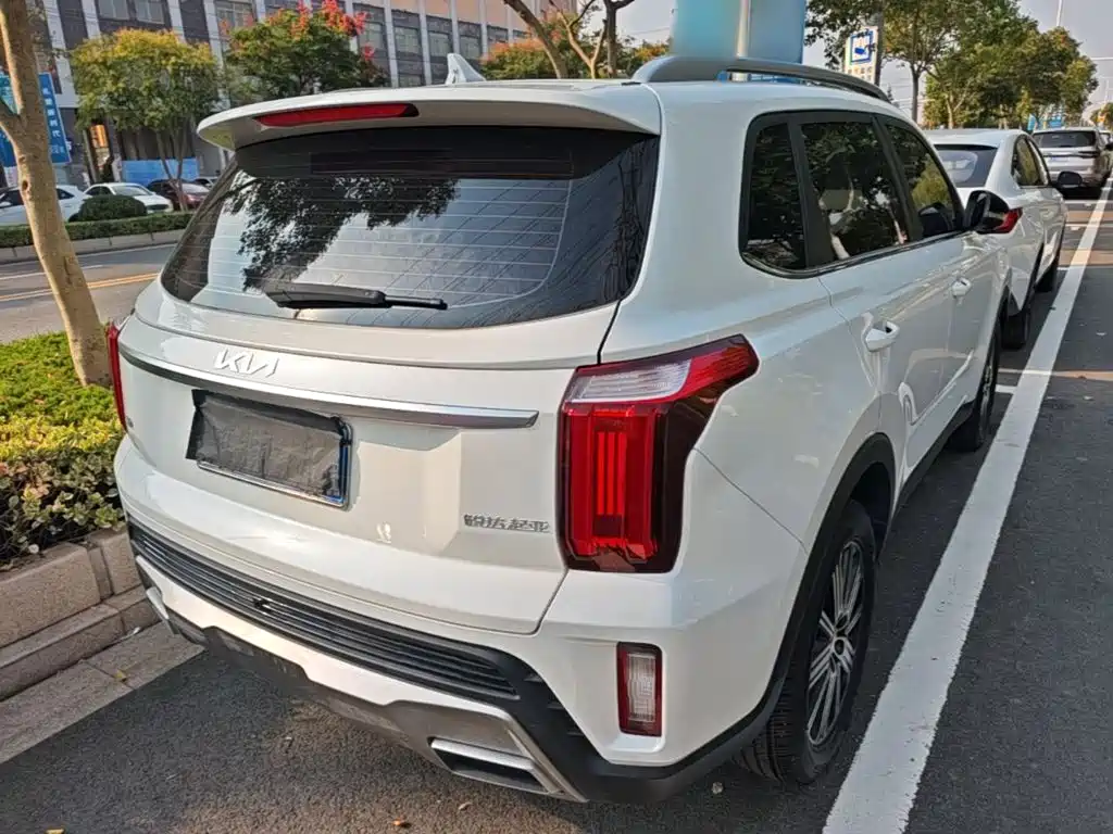 Kia Sportage — фото 7
