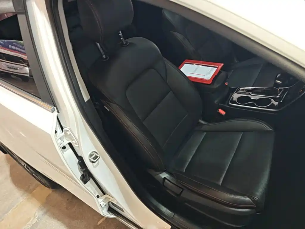 Kia KX5 — фото 25