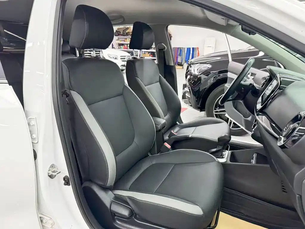 Kia KX1 — фото 15