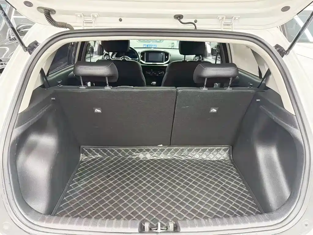 Kia KX1 — фото 19