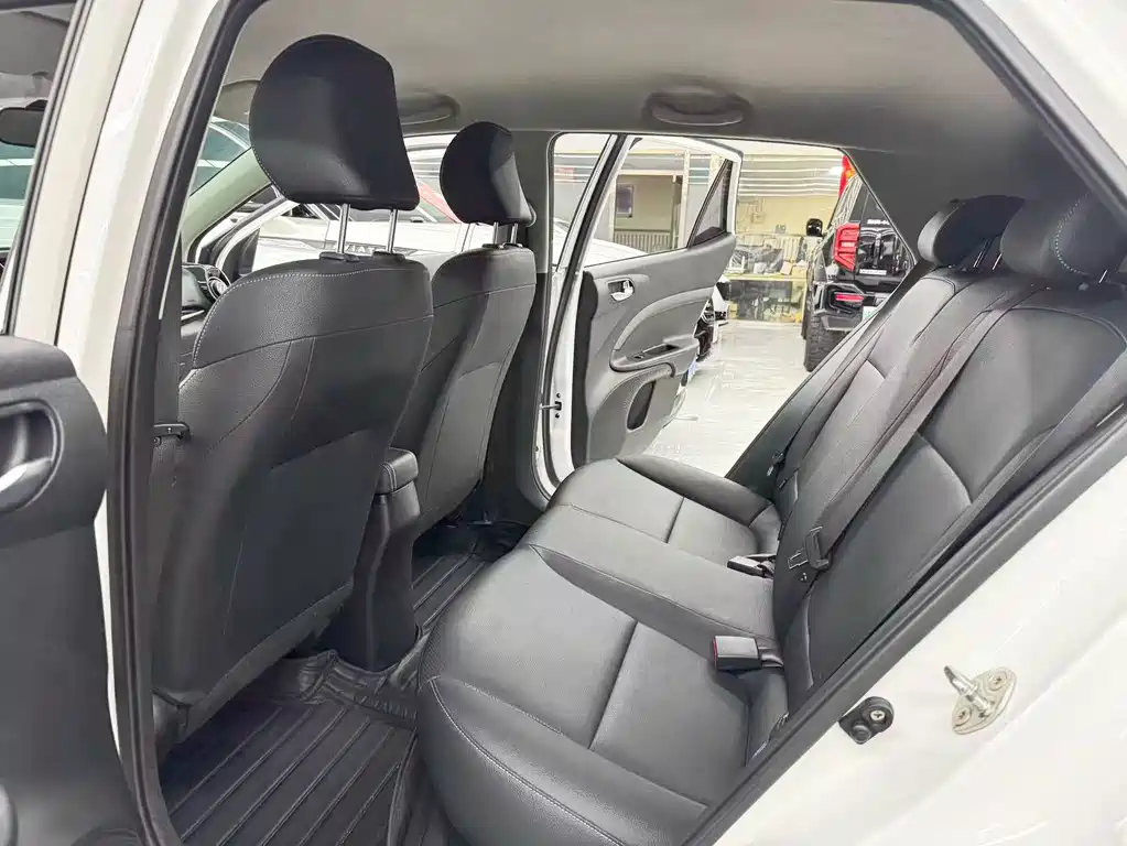 Kia KX1 — фото 8