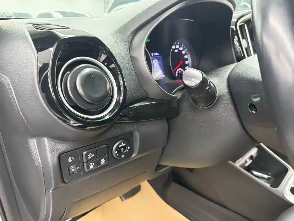 Kia KX1 — фото 10