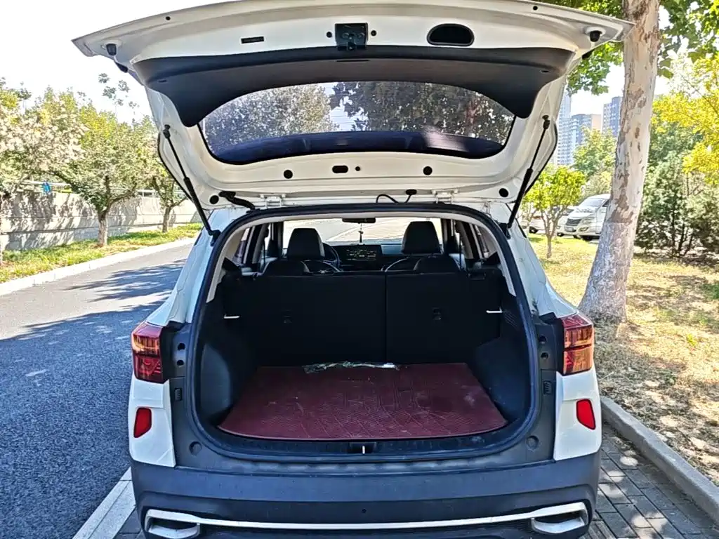 Kia KX3 — фото 19