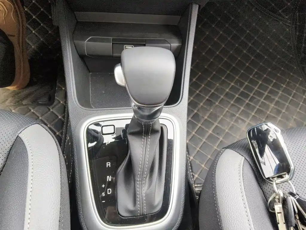 Kia KX1 — фото 10