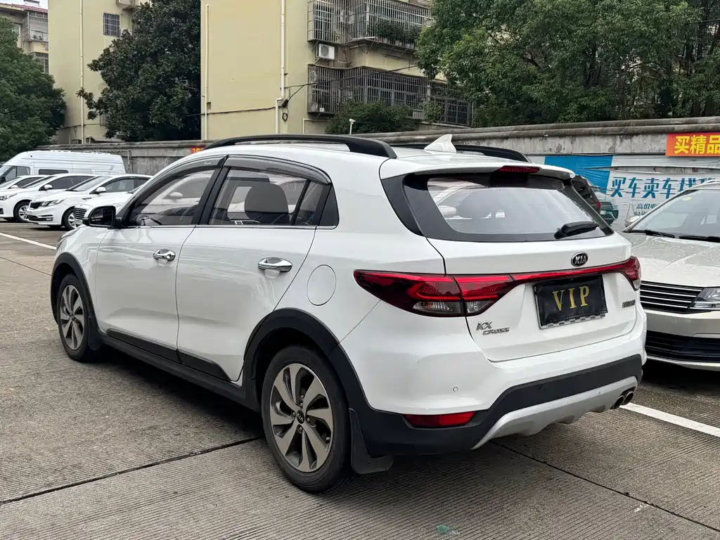 Kia KX Cross — фото 4
