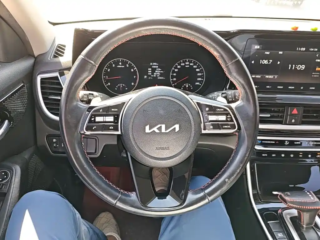 Kia KX3 — фото 11