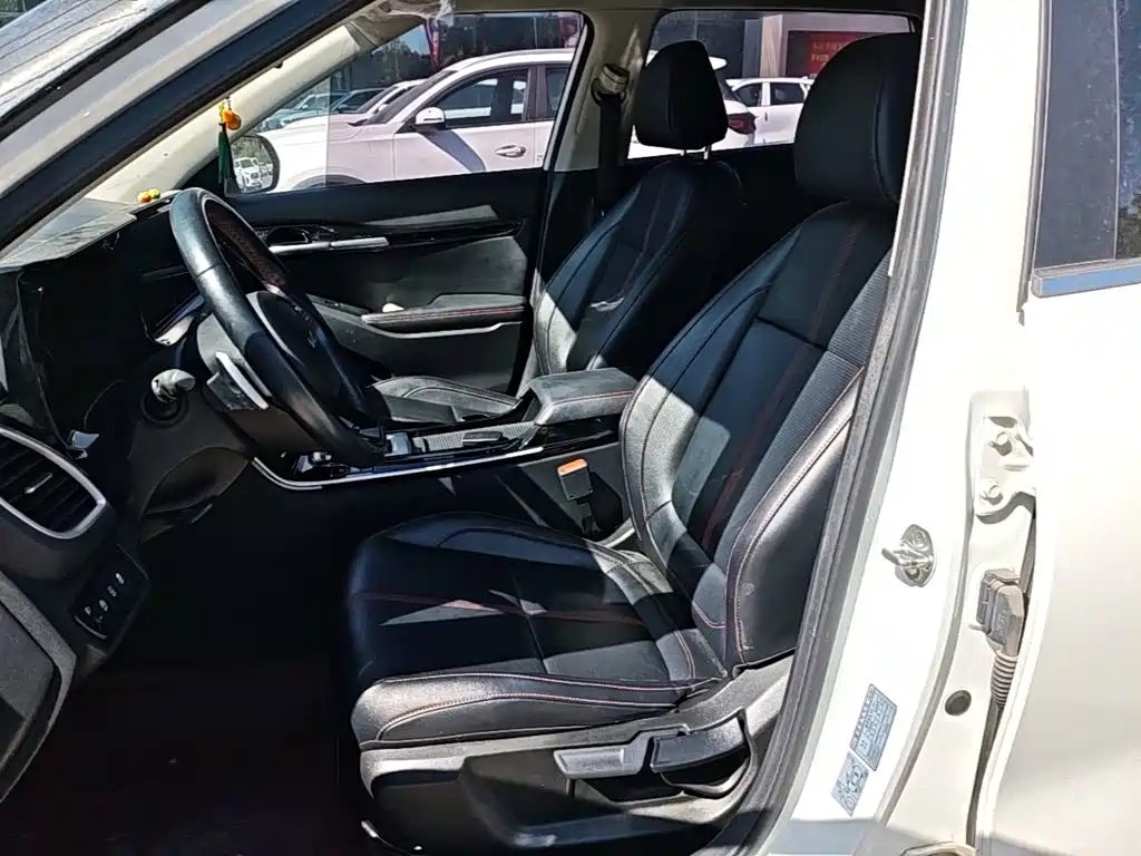 Kia KX3 — фото 15