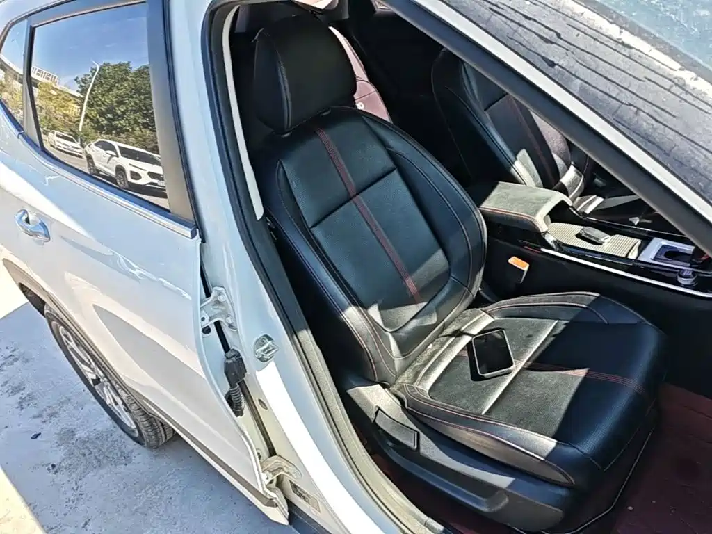 Kia KX3 — фото 25
