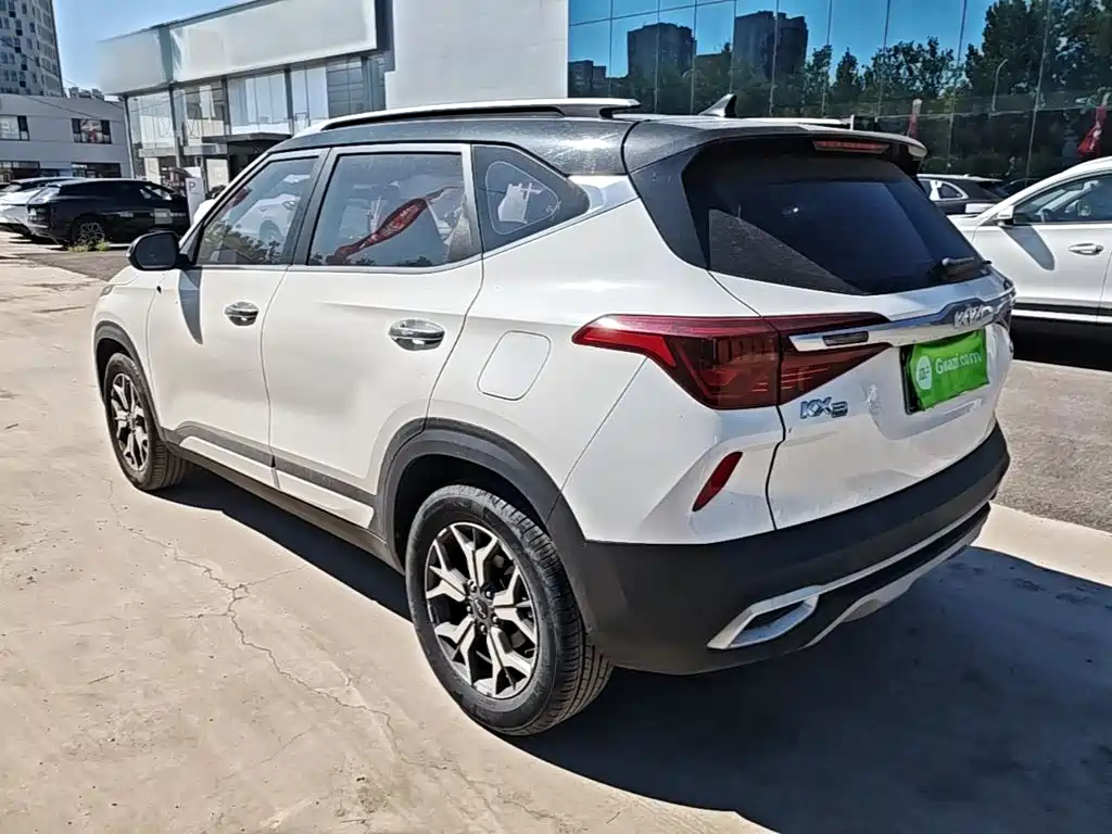 Kia KX3 — фото 5
