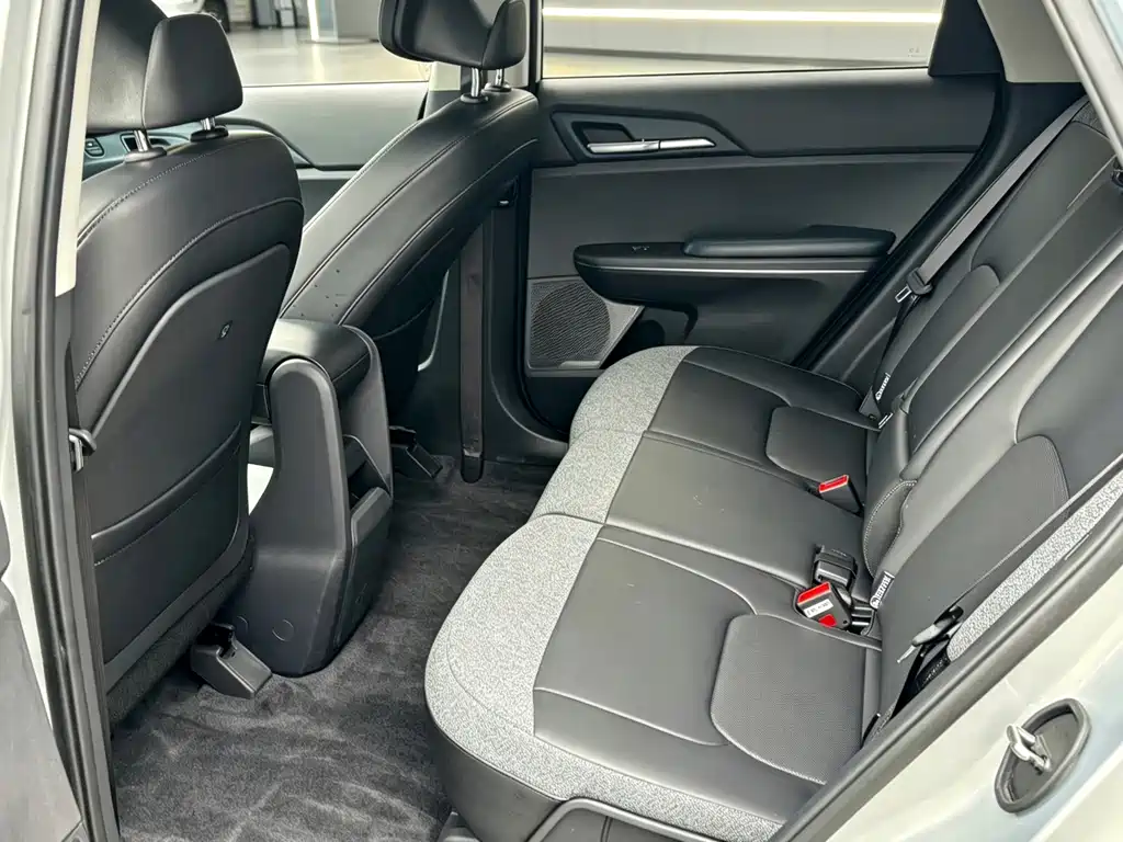 Kia EV5 — фото 10