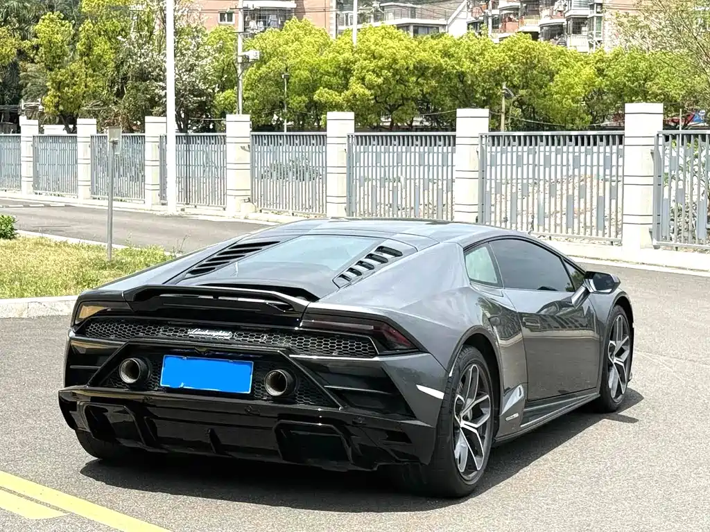 Lamborghini Huracán — фото 9