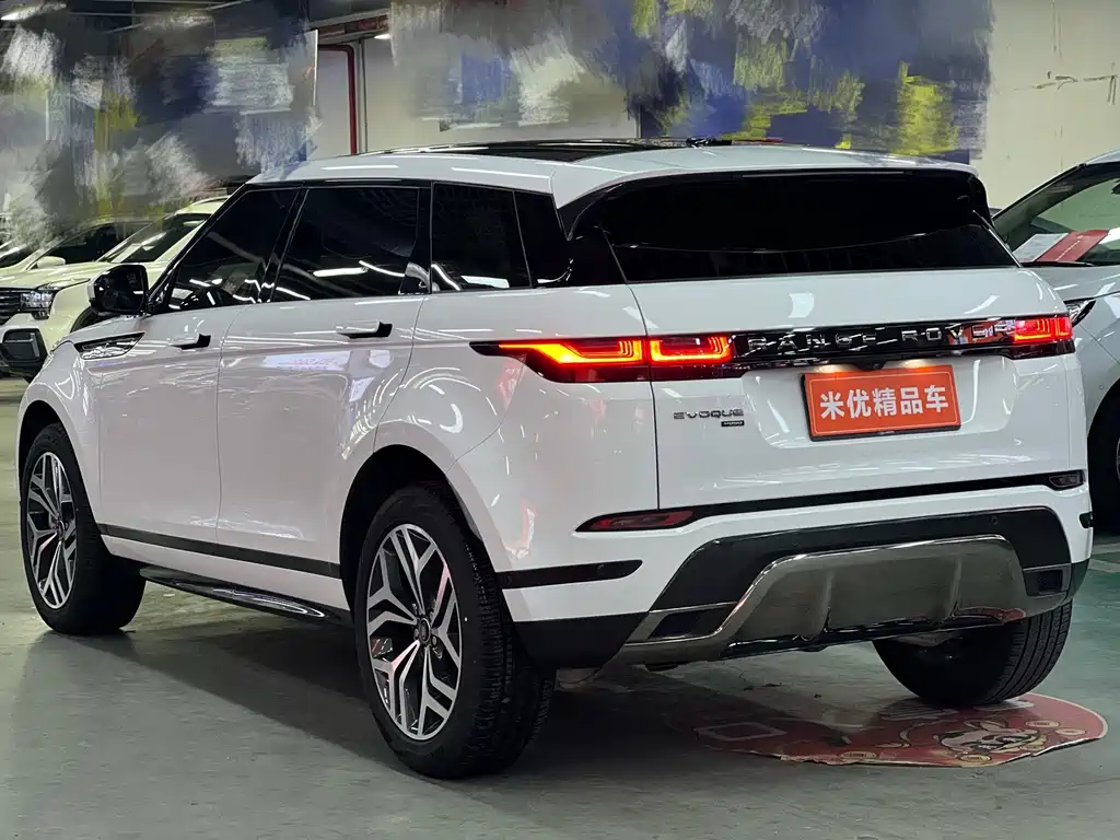 Land Rover Evoque — фото 6