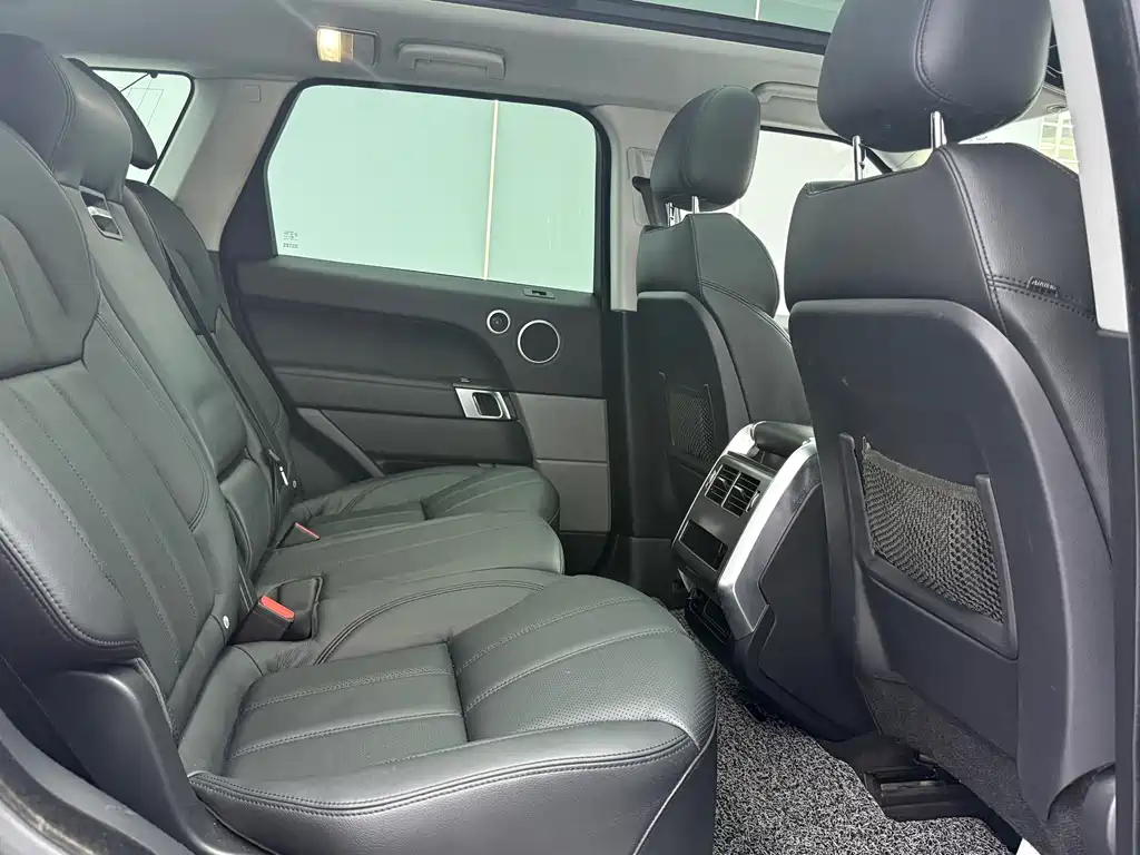 Land Rover Sport — фото 11