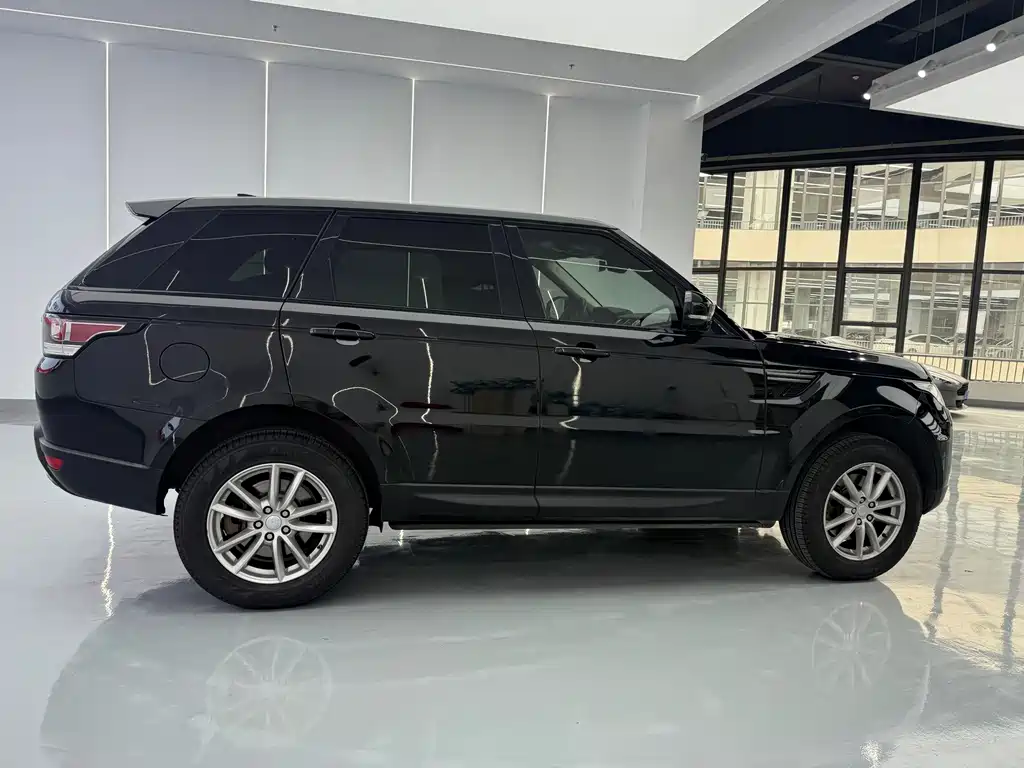 Land Rover Sport — фото 13