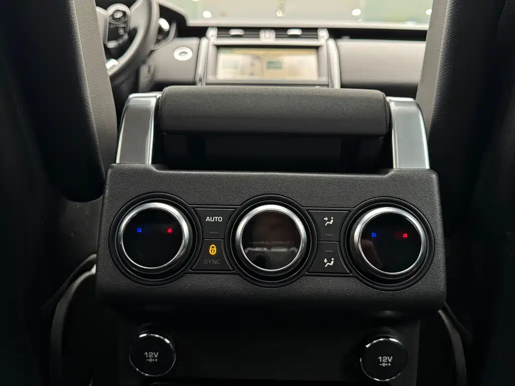 Land Rover Discovery — фото 23